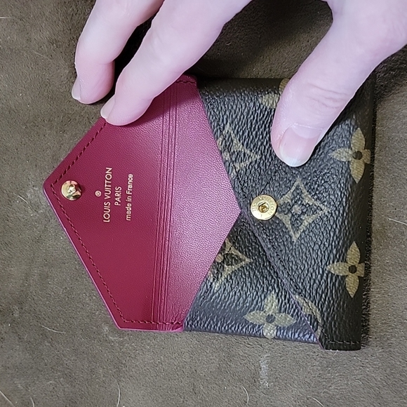 Authentic Louis Vuitton Monogram Kirigami - small - Picture 3 of 7